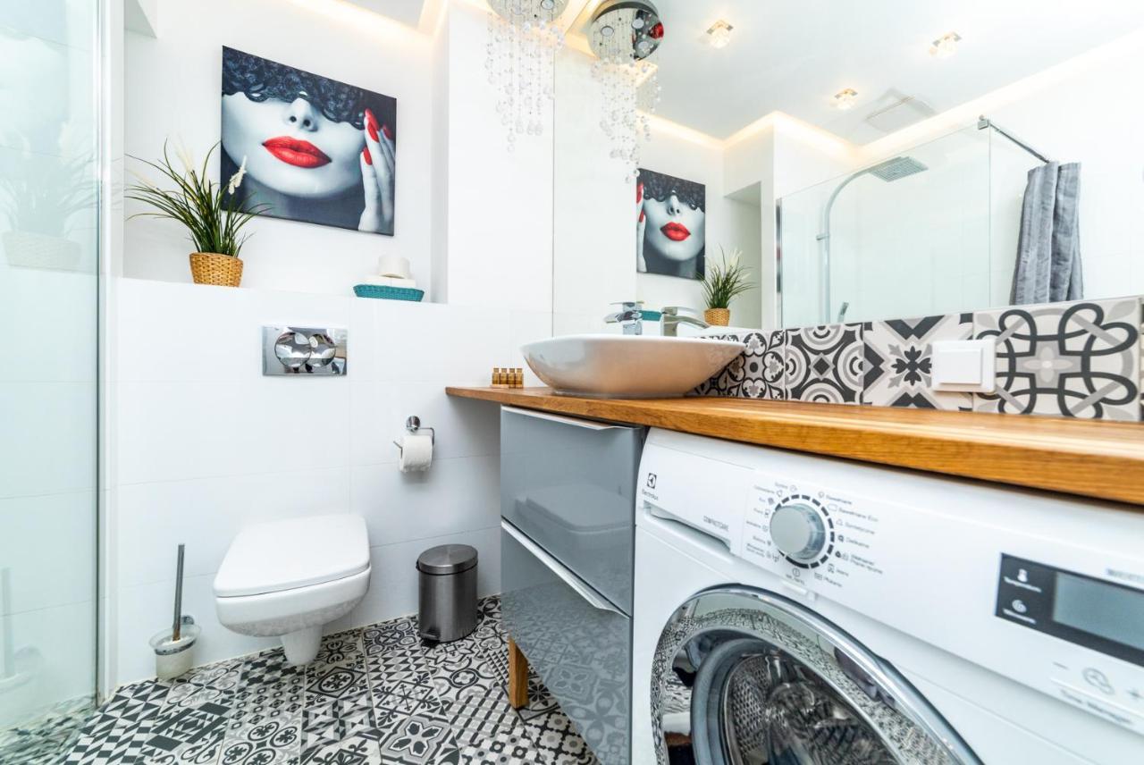 Bright - Neptun Park By Oneapartments Gdańsk Exteriör bild